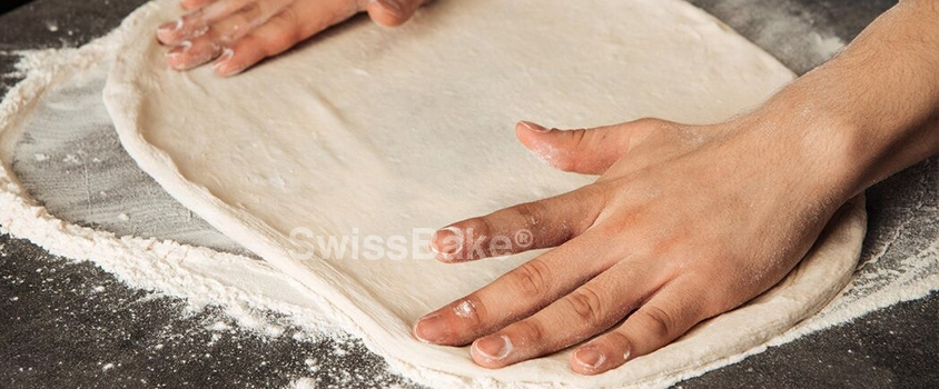 Stretch-Snap-or-Tear-Troubleshooting-Pizza-Dough-Issues-Advice-Prod106-1