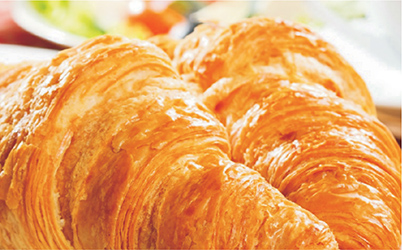 Crispy Layers of Perfection: Discovering the French Croissant's Origin and Recipe